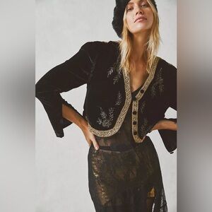 NWOT Free People Abbie Bed Jacket Vintage Inspired Velvet Gold Embroidered XS